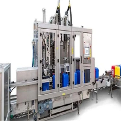Автоматическая машина для наполнения и упаковки жидкостей в пакеты из пищевой химической смолы